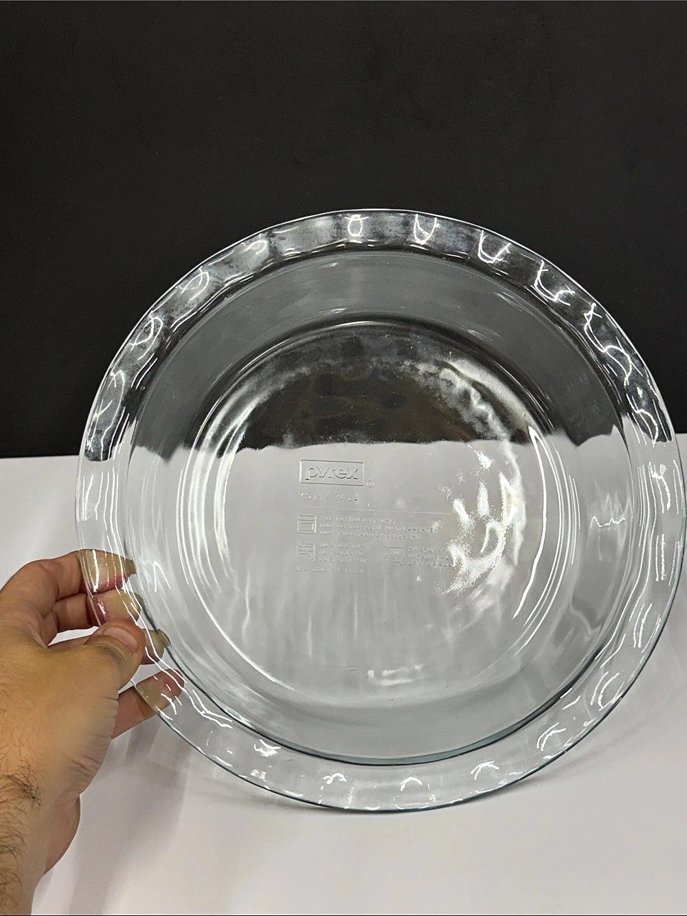 Pyrex Fluted Glass Pie Plate 9.5" Clear